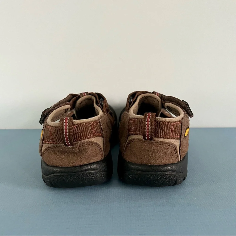 Keen Newport Brown H2 Kids Outdoor Hiking Sandals‎